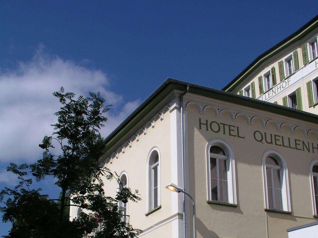 Hotel Quellenhof Scuol Esterno foto